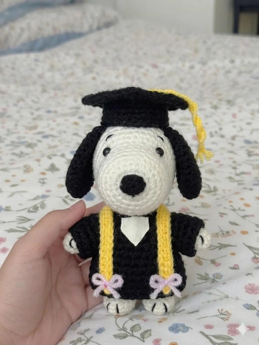 Snoopy Graduation Crochet Doll, Amigurumi Dog Plush, Class of 2026 Keepsake Toy