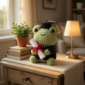 Custom Crochet Graduation Frog, Amigurumi Frog Plush with Cap, Personalized Class of 2026 Gift, Cute Frog Keepsake, Handmade Graduation Gift